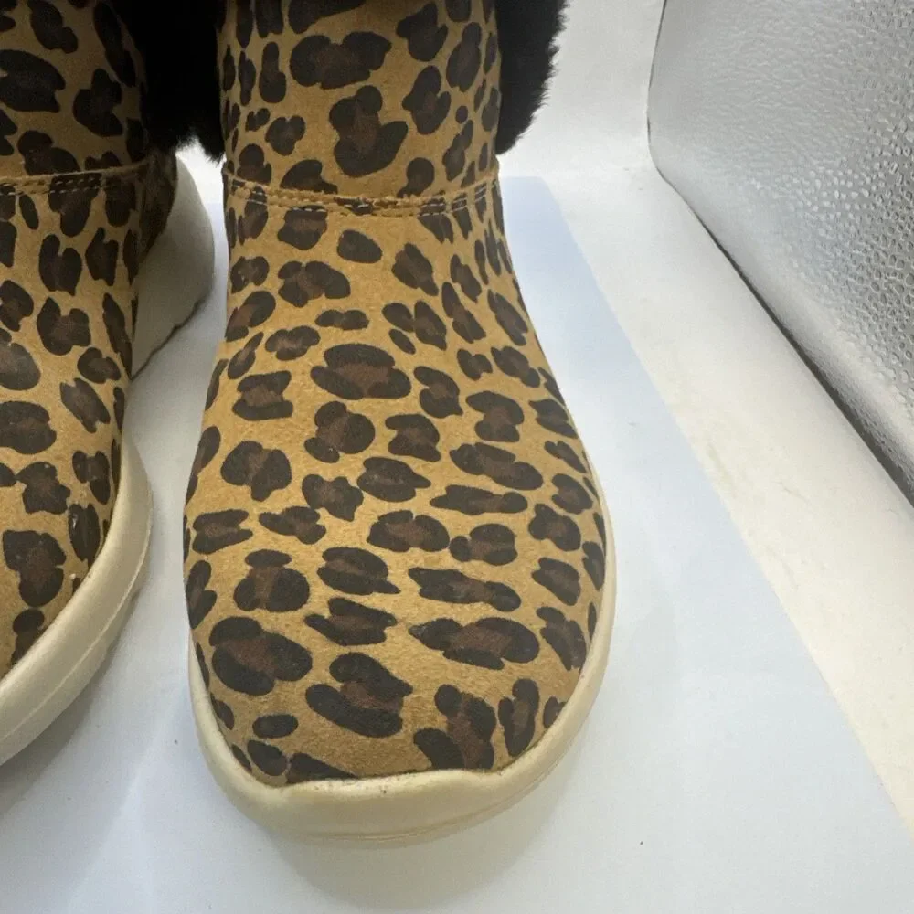 Skechers On The Go Joy Snow Kitty Women's 7 Leopard Faux Fur Lined Booties